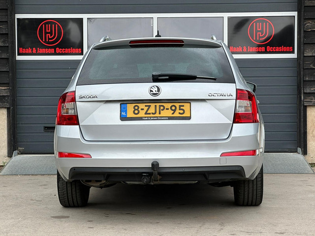 Škoda Octavia Combi 1.4 TSI Greentech Elegance Businessline foto 6