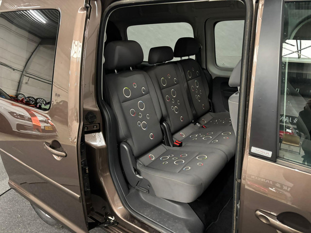 Volkswagen Caddy Maxi 1.2 TSI Highline 7 Persoons Airco Stoelverwaming foto 14