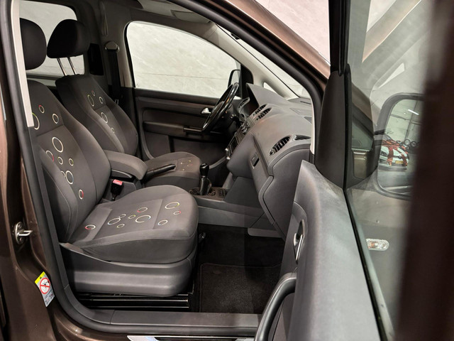 Volkswagen Caddy Maxi 1.2 TSI Highline 7 Persoons Airco Stoelverwaming foto 11