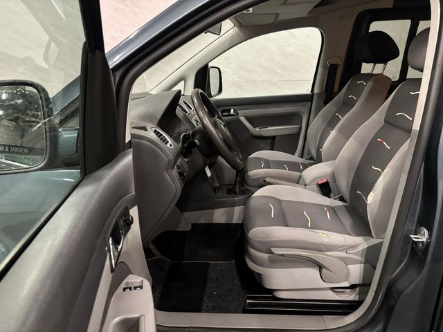 Volkswagen Caddy 1.6 5Persoons Trekhaak achteruitcamera stoelverwarming foto 34