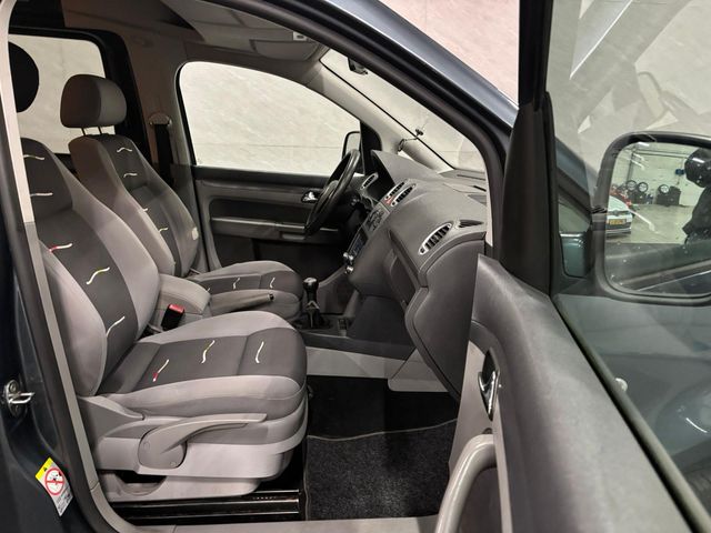 Volkswagen Caddy 1.6 5Persoons Trekhaak achteruitcamera stoelverwarming foto 10