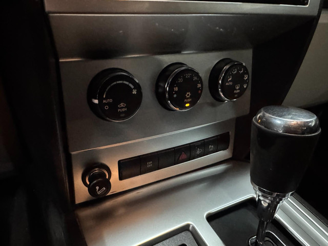 Dodge Nitro 2.8 CRD SE Grijs kenteken 4X4 foto 16