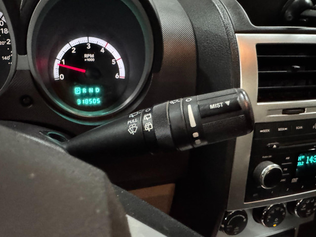 Dodge Nitro 2.8 CRD SE Grijs kenteken 4X4 foto 21