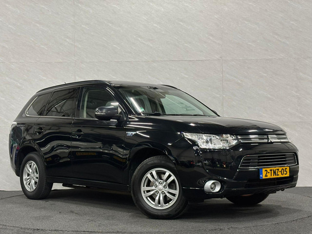 Mitsubishi Outlander 2.0 PHEV Instyle Panoramadak Rockford foto 2