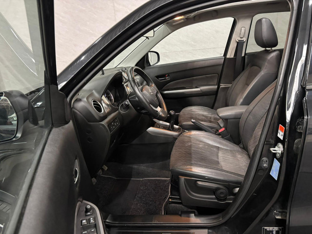 Suzuki Vitara 1.0 Boosterjet Adventure Pano Leder Camera foto 28