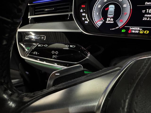 Audi A8 55 TFSI Quattro Pro S Line 340PK Panoramadak HUD *BELGISCH*ACC Storing* foto 26