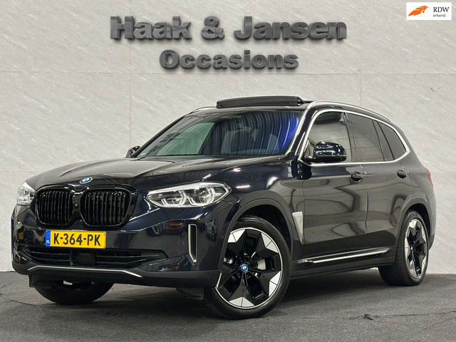 BMW iX3 High Executive 80 kWh Panodak Acc Lane Keyless