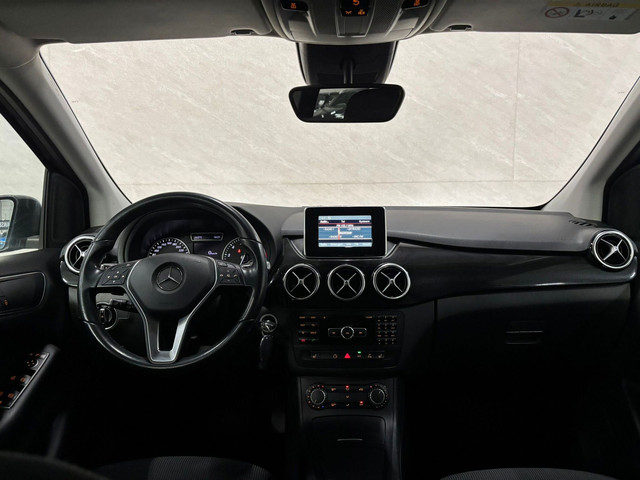 Mercedes-Benz B-Klasse 200 Prestige Comfort – Cruisecontrol – Stoelverwarming – Parkeersensoren foto 11