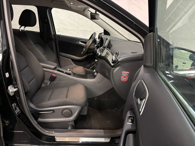 Mercedes-Benz B-Klasse 200 Prestige Comfort – Cruisecontrol – Stoelverwarming – Parkeersensoren foto 9