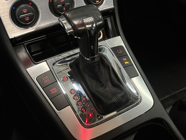 Volkswagen Passat Variant 3.2 V6 Highline 4M – Massage – Cruisecontrol – Panoramadak – Stoelverwarming foto 21