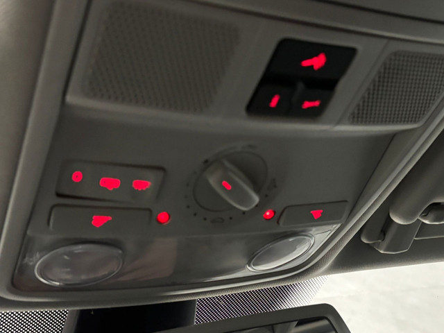 Volkswagen Passat Variant 3.2 V6 Highline 4M – Massage – Cruisecontrol – Panoramadak – Stoelverwarming foto 30