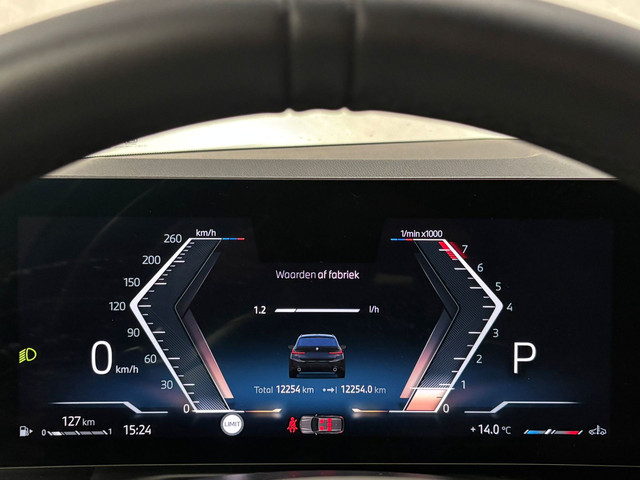 BMW 3 Serie Touring 330i Business Line M Sport Camera foto 27