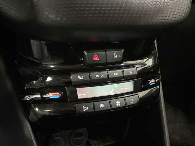 Peugeot 208 1.2 PureTech Blue Lease Allure Nap Km! Navi foto 17