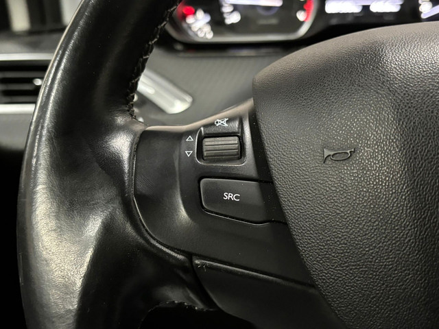 Peugeot 208 1.2 PureTech Blue Lease Allure Nap Km! Navi foto 20