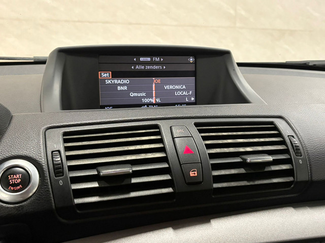 BMW 1-serie 118d – Cruisecontrol – Stoelverwarming – Navi foto 16
