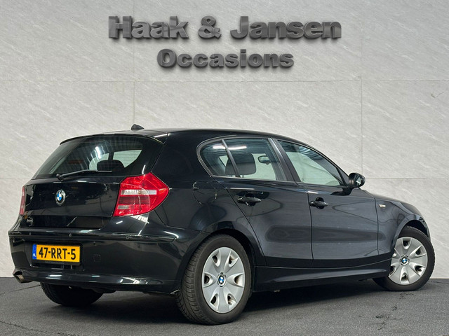 BMW 1-serie 118d – Cruisecontrol – Stoelverwarming – Navi foto 4