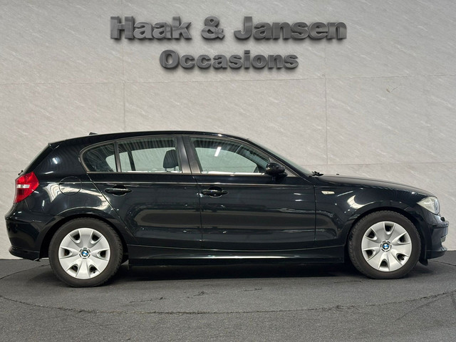 BMW 1-serie 118d – Cruisecontrol – Stoelverwarming – Navi foto 7