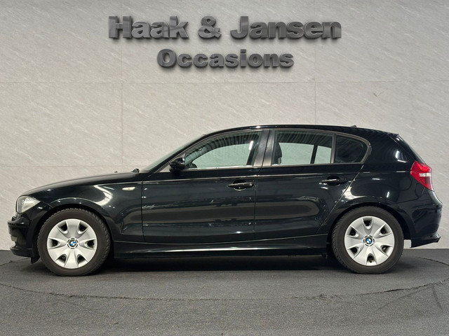 BMW 1-serie 118d – Cruisecontrol – Stoelverwarming – Navi foto 8