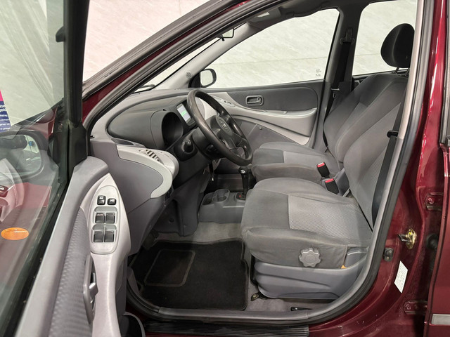 Nissan Almera Tino 1.8 Acenta – Automaat – Navi – Airco foto 10