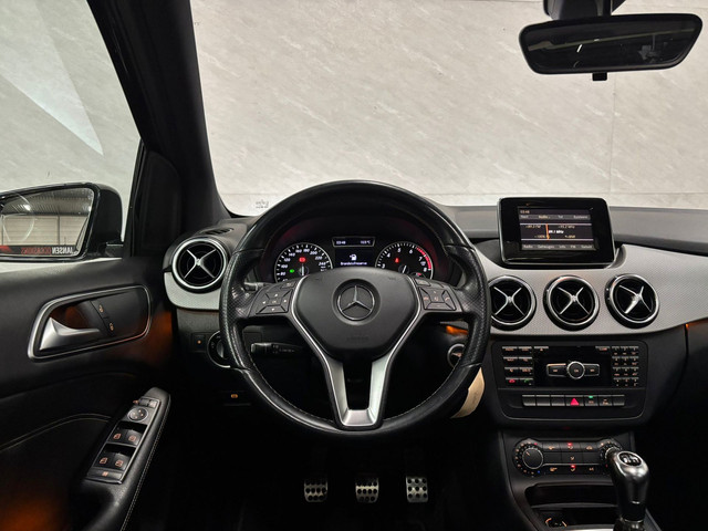 Mercedes-Benz B-Klasse 180 Ambition – Pano – Cruise – Parkeersensoren foto 15