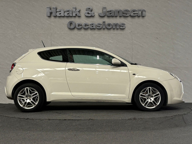 Alfa Romeo MiTo 1.3 JTDm ECO Distinctive – Infotainment – Cruise foto 7