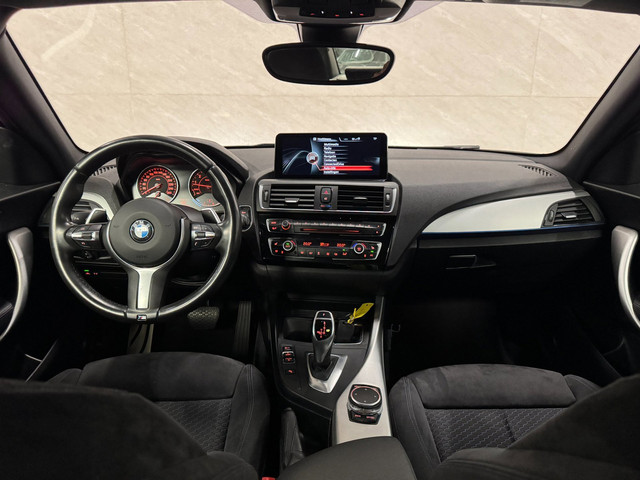 BMW 2 Serie Coupé M235i M-Perfomance Keyless Alcantarta foto 11