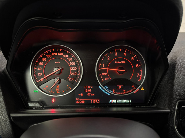 BMW 2 Serie Coupé M235i M-Perfomance Keyless Alcantarta foto 25