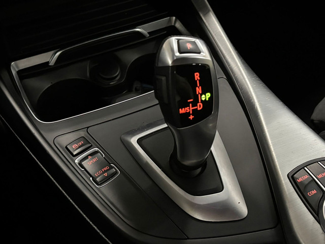 BMW 1-serie 118i Edition M Sport Shadow High Executive foto 19