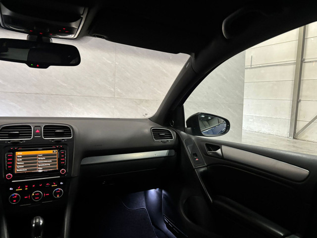 Volkswagen Golf 2.0 R 4-Motion Pano Dsg Cruise E-stoelen foto 13