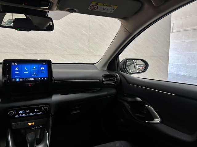 Toyota Yaris 1.5 Hybrid 115 Automaat Camera Carplay Lmv foto 12