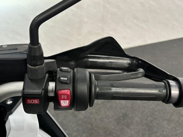 BMW  Tour F 900 XR – Navigatie – Cruise control – Kofferset – Dealer onderhouden! foto 12