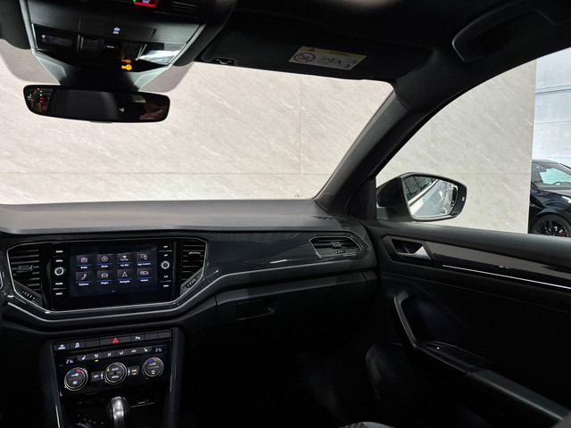 Volkswagen T-Roc 1.5 TSI Sport Business R – Panoramadak – ACC – Stoelverwarming foto 13