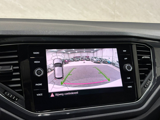 Volkswagen T-Roc 1.5 TSI Sport Business R – Panoramadak – ACC – Stoelverwarming foto 17