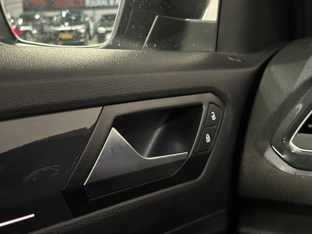 Volkswagen T-Roc 1.5 TSI Sport Business R – Panoramadak – ACC – Stoelverwarming foto 28