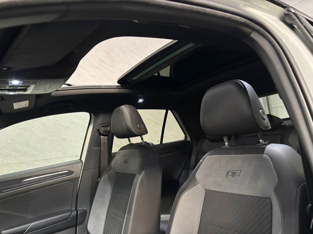 Volkswagen T-Roc 1.5 TSI Sport Business R – Panoramadak – ACC – Stoelverwarming foto 9