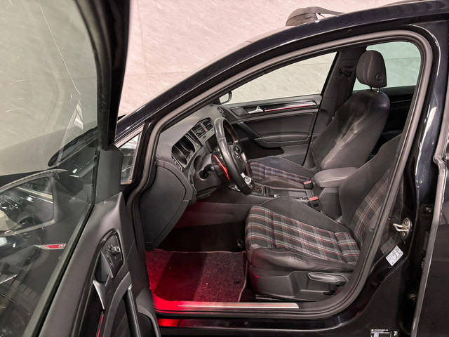 Volkswagen Golf 2.0 TSI GTI – Panoramadak – ACC – Stoelverwarming foto 11