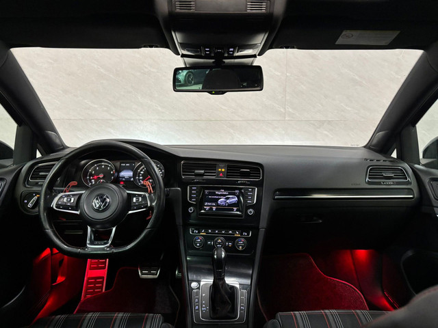 Volkswagen Golf 2.0 TSI GTI – Panoramadak – ACC – Stoelverwarming foto 12